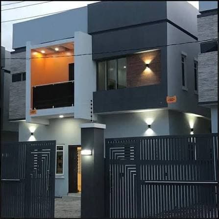 Modern 2-Bedroom Luxury Apartment